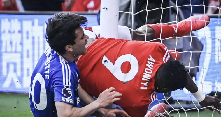 Awoniyi, de Nottingham Forest, faz ‘cirurgia urgente’ quando lesões no abdômen.